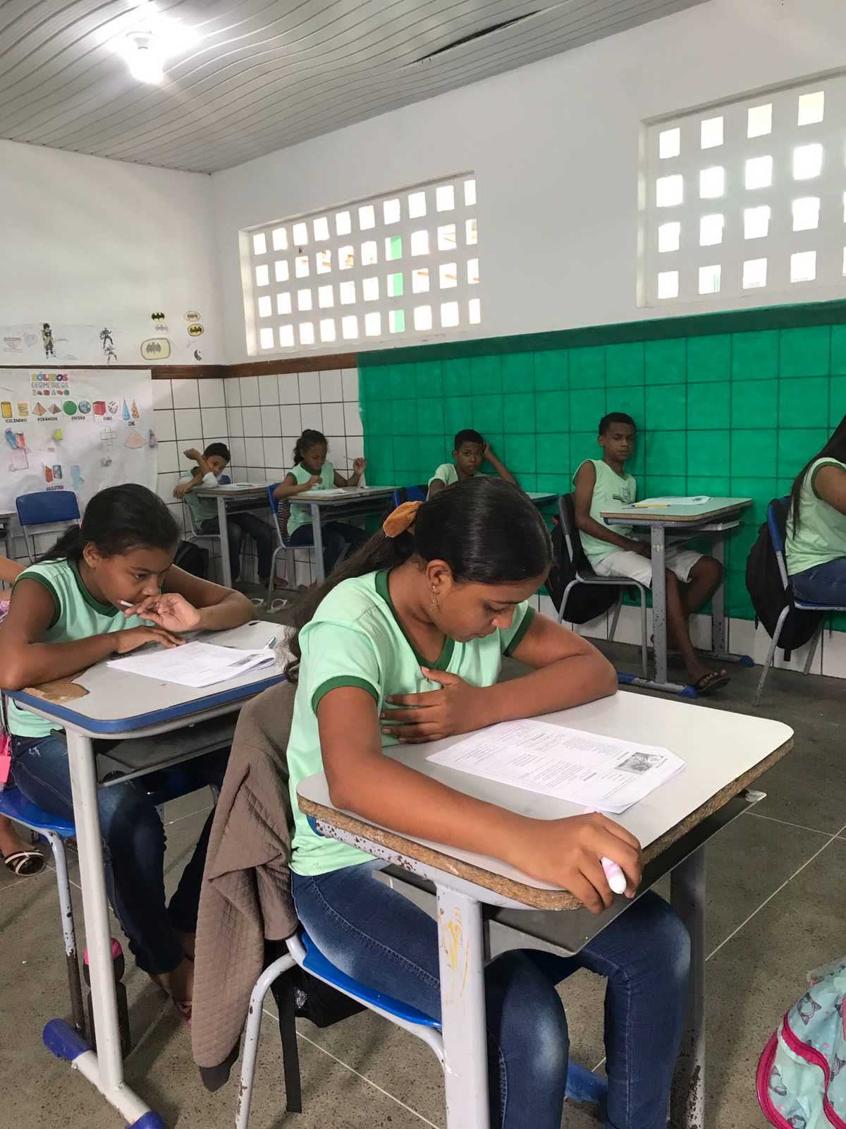 Camacã: Estudantes da rede municipal de ensino participam de simulados do Projeto foco no IDEB


